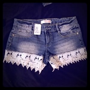NWT Jean shorts w/ lace trim